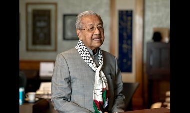 Eski Malezya Başbakanı: ABD ve Avrupa, İsrail'in Filistin halkını öldürmesini destekliyor