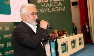 Yapıcıoğlu: Rabbim bizleri haktan, adaletten ve istikametten ayırmasın