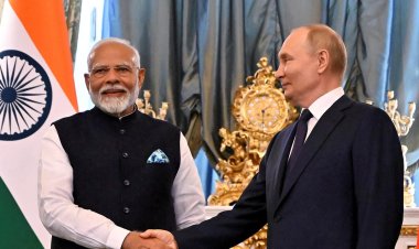 Putin ile Modi, Moskova'da bir araya geldi