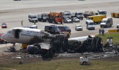 Rusya'da yolcu uçağı düştü: 3 ölü