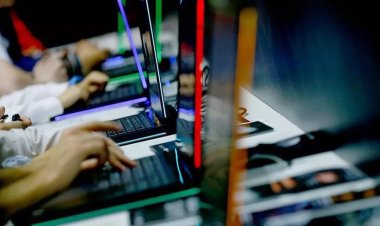 Dünya genelinde bilgisayar yazılım sistemlerinde sorun yaşanıyor