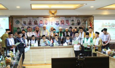 Endonezya Ulema Konseyi, hükümeti tüketicileri İşgalci İsrail'in ürünlerinden korumaya çağırdı