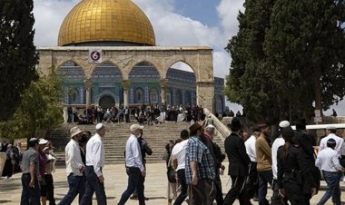 İşgalci sözde Bakandan "küstah" açıklama: Yahudilerin Mescid-i Aksa'da ibadetine izin veriyorum