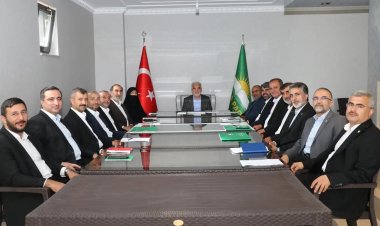 HÜDA PAR'ın yeni Başkanlık Divanı'nda görev dağılımı belli oldu