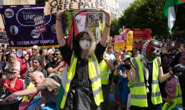 Avrupa'da binlerce kişi Filistin'e destek için sokaklara indi