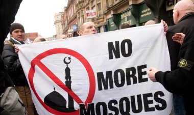 Müslümanlara saldırılar ve İslamofobi: İngiltere'de neler oluyor?