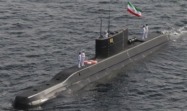 İran Devrim Muhafızları donanması "yüksek patlayıcı başlıklara sahip" yeni füzeleri teslim aldığını duyurdu