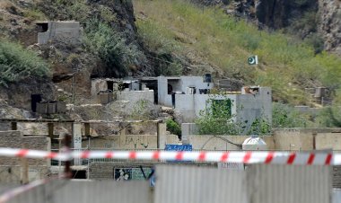 Afganistan-Pakistan arasındaki Torkham Sınır Kapısı yeniden açıldı