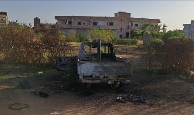 Sudan'ın başkenti Hartum'da çatışmalar şiddetlenerek devam ediyor