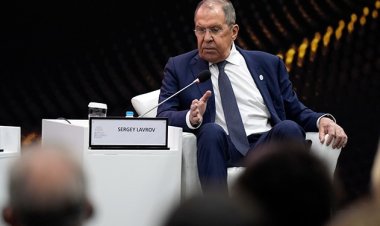 Lavrov: Batı çatışmadan besleniyor