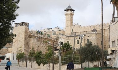 İşgal rejimi İbrahim Camii'ni kapattı