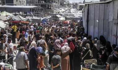 MSF: Gazze'nin kuzeyinde binlerce kişi Cibaliya Kampı'nda mahsur