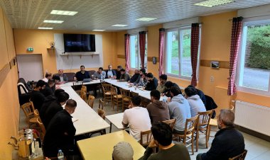 Almanya ve Avrupa Müslüman Dernekler Birliği’nden eğitim ve rehberlik semineri