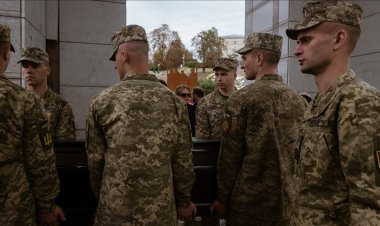 Ukrayna: Rusya'dan 501 askerimizin cenazesini teslim aldık