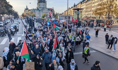 İşgalci İsrail'in Gazze ve Lübnan'a saldırıları Stockholm'de protesto edildi