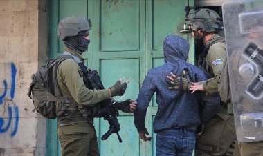 Batı Şeria'da 2'si çocuk 18 Filistinli daha esir alındı