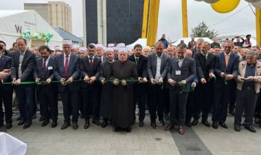 İsviçre’de Arnavut Müslümanlar için İslam merkezi açıldı