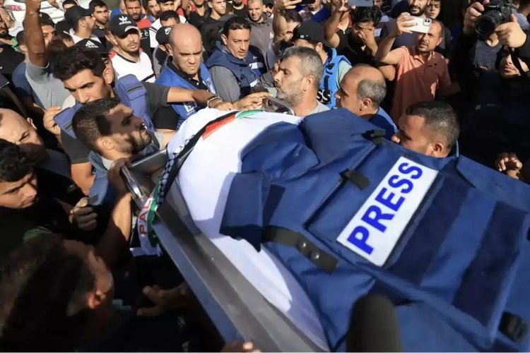 HAMAS'tan sert tepki! Terörist rejim bir günde 5 gazeteciyi katletti!