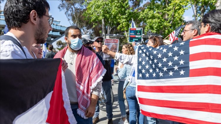 California'da Müslüman öğrenciler ayrımcılığa uğruyor