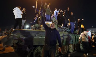 Suriye muhalefeti, 8 Aralık gününü "Milli Bayram" ilan etti