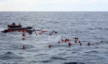 Tunus açıklarında 44 göçmeni taşıyan tekne battı