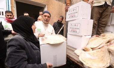 Umut Kervanı, Humus'ta yüzlerce aileye yardımda bulundu