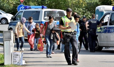 Şengen'in temelleri sallanıyor
