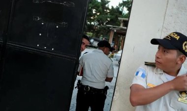 Li ku derê pîsîtîyekî hebe daîma ji bin serê wan derdikeve