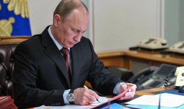 Putin, Taliban'ı terör listesinden çıkaracak yasayı onayladı