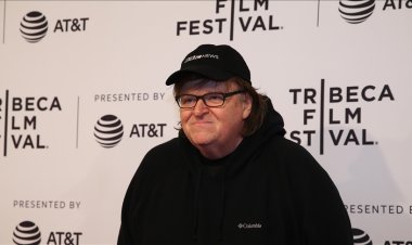 ABD'li yönetmen Michael Moore: Gazze'deki soykırım gizleniyor