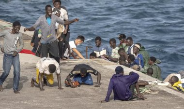 İspanya'nın Kanarya Adaları'na son 24 saatte 780 göçmen ayak bastı