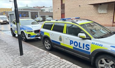 İsveç'te Rusya Büyükelçiliğine araçla saldırı