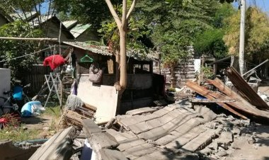 Endonezya'da 6,2 büyüklüğünde deprem