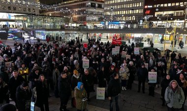 İsveç'te İslamofobi ve ırkçılık protesto edildi