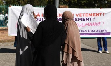 Laiklik kavramı , özellikle Müslüman kadınlara karşı silah olarak kullanılıyor