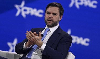 Vance: ABD’nin yozlaşmış kültürü insanları "androjen ahmaklara" çeviriyor