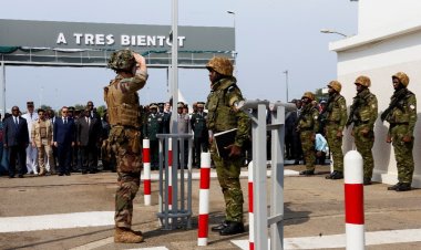 Fransa, Fildişi Sahili'ndeki son askeri üssü de devretti