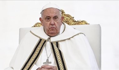 Vatikan: Papa bronkospazm krizi geçirdi