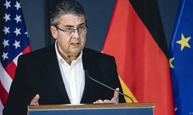 Sigmar Gabriel: ABD Avrupa için tehdit olabilir