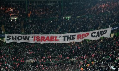 Bohemian taraftarları, Celtic’in "İsrail’e kırmızı kart göster" çağrısına destek verdi