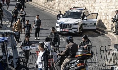 İşgalci İsrail, Batı Şeria'daki Filistinlilerin ramazanda Mescid-i Aksa'da cuma namazı kılmasını engelliyor