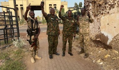 Sudan ordusu Başkanlık Sarayı'nı ele geçirdi