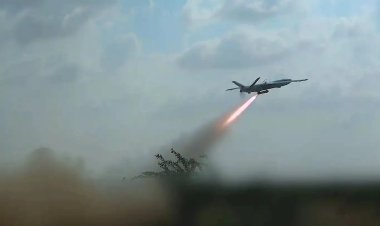 Ensarullah, Tel Aviv ve ABD savaş gemisini hedef aldı