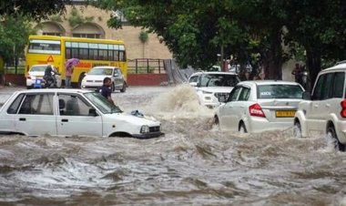 Hindistan'da şiddetli yağışlar nedeniyle 84 kişi öldü