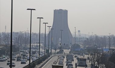 Tahran'da kıyamet gibi bir deprem riski uyarısı