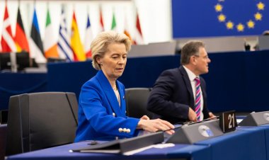 Avrupalı gazetecilerden AB Komisyonuna "şeffaflık" eleştirisi