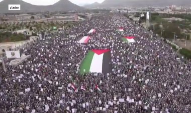 Ensarullah, milyonluk mitingde Hayfa'yı balistik füzeyle hedef aldıklarını duyurdu