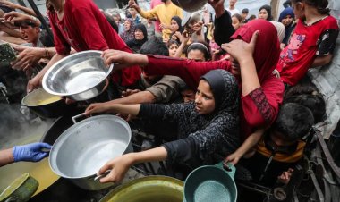 Gazze’de ekmek değil, toprak yiyoruz