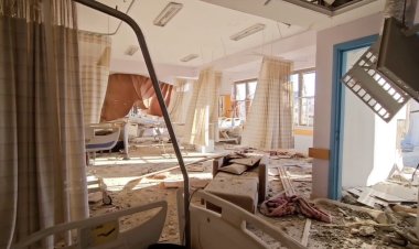 İşgalci İsrail son bir haftada Gazze'de 10 hastane ve kliniği hedef aldı