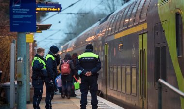 Hamburg Garı'nda bıçaklı saldırı: Çok sayıda ağır yaralı var